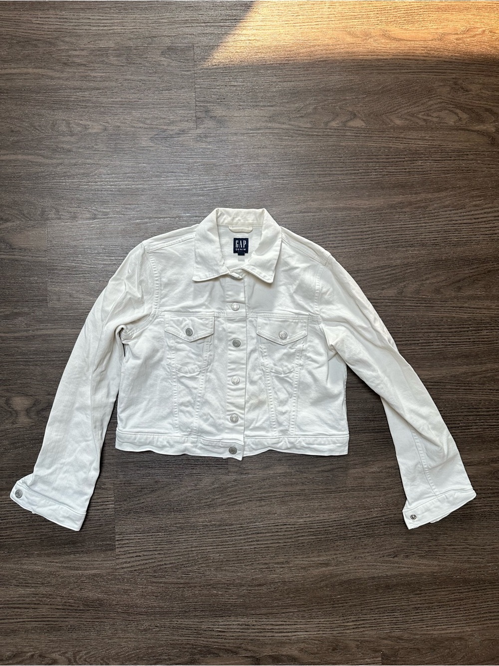 GAP White Icon Denim Jacket - Women's M Cropped Style